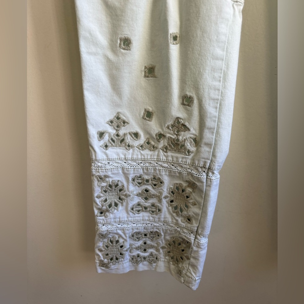 Anthropologie The Wanderer Eyelet Cropped Ankle Utility Pants 28 boho prairie - Picture 4 of 9